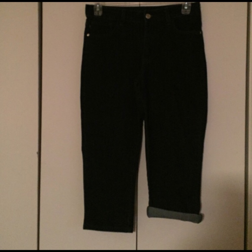 Classic fit dark rinse lee capris